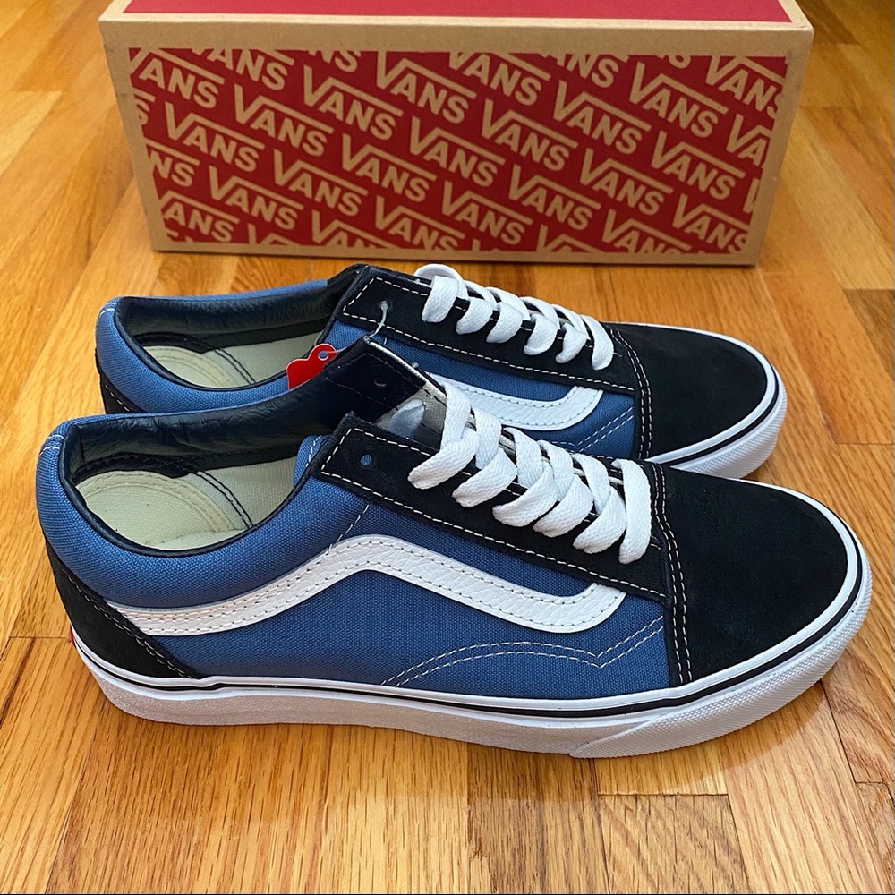 Vans Old Skool Women’s Sneakers - Picture 4 of 6